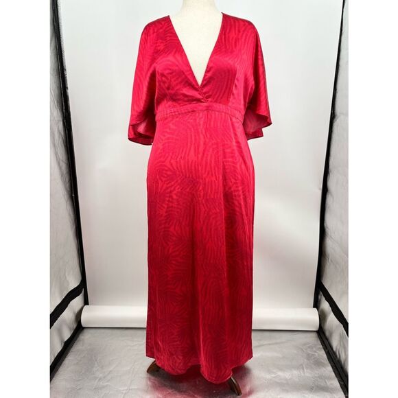 Fe Noel Dresses & Skirts - FE Noel Target Elegant Red Satin V-Neck Maxi Dress, subtle pattern